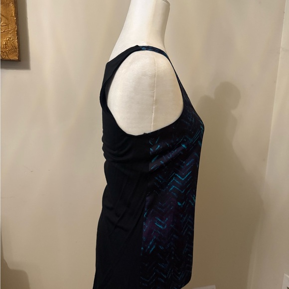 Express Black and Blue Chevron Tank Top - Picture 5 of 7